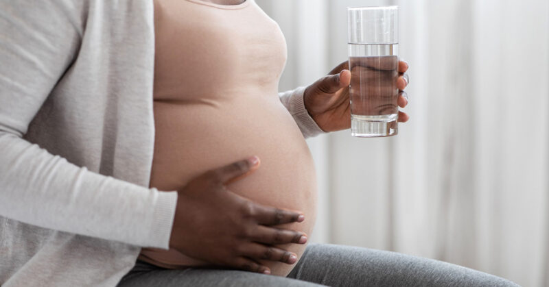 pregnantdrinkingwater